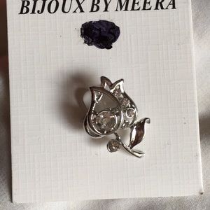 silver rose pin/brooch